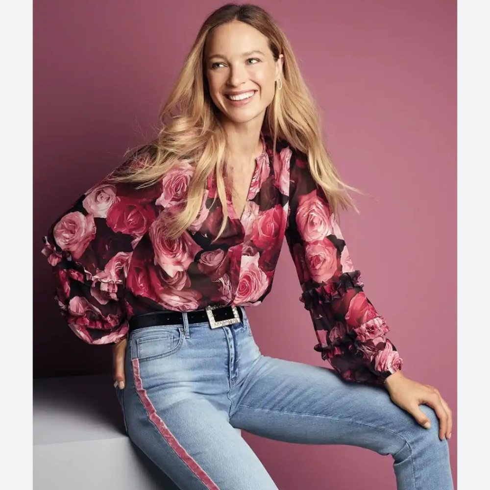 NWT White House Black Market Rosé All Holiday Blouse in Romantic Rose Size XXS